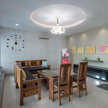 RedDoorz @ Nagoya Indah Hotell Batam Eksteriør bilde