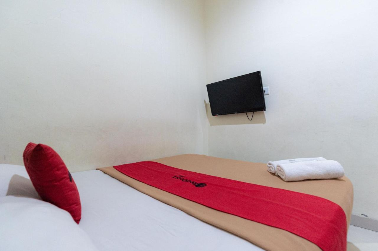 RedDoorz @ Nagoya Indah Hotell Batam Eksteriør bilde
