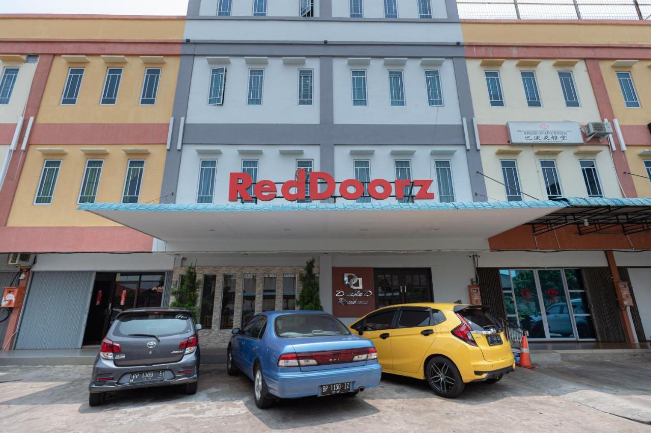 RedDoorz @ Nagoya Indah Hotell Batam Eksteriør bilde